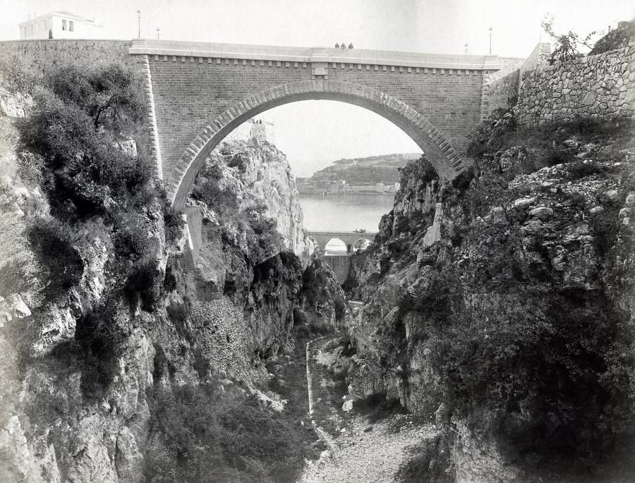 Le pont sainte Dévote est-il vraiment solide ?