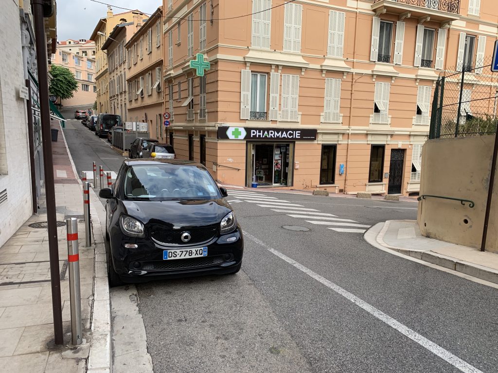 Alerte incivilité routière : ce nouveau service qui fait déjà polémique.