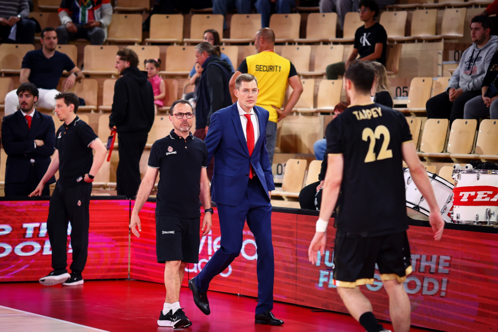SPORT – La cravate du directeur général bloque-t-elle l’avenir de la Roca Team ?